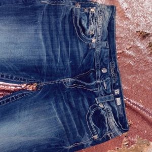 30 inseam size 32 Signatures Boot Miss Me